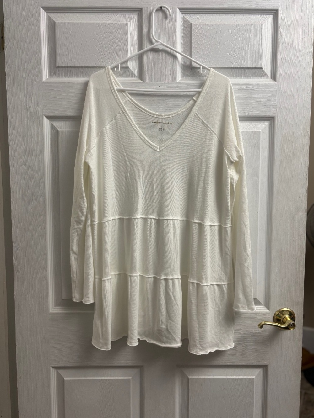 Women's American Eagle White Flowy Long Sleeve Tunic Blouse